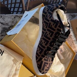 Fendi Sneakers